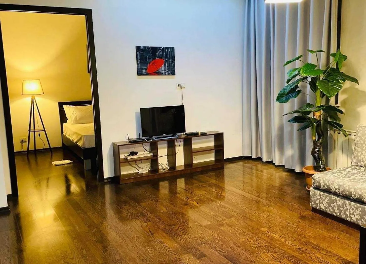 Comfortable, Warm House, 第比利斯 公寓